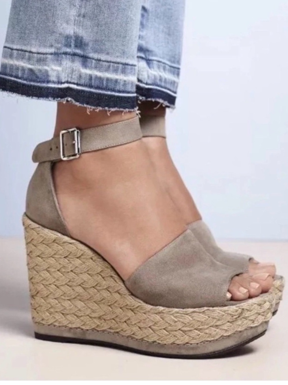 Stuart Weitzman "SoHo Jute Gal" Topo Taupe Leather Wedge Heels Size 10